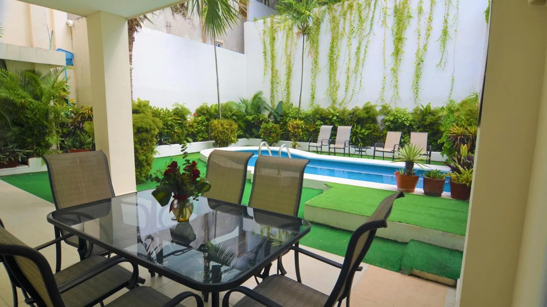 アパートホテル Rinconada Del Mar Apts プレヤデルカーメン